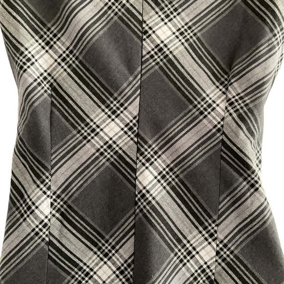 Gap | Sleeveless Plaid Dress - Picture 12 of 12